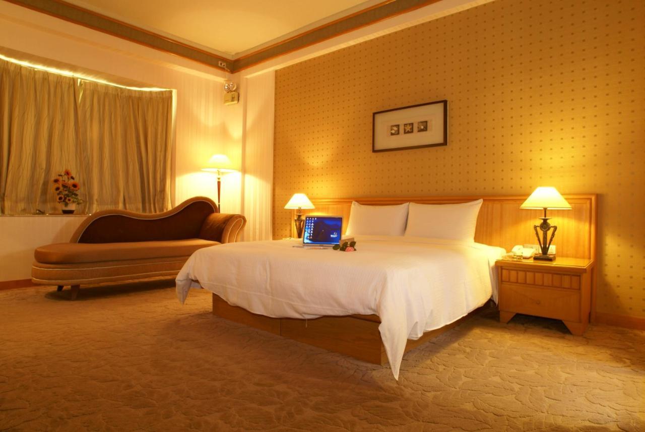 Park Motel Chiayi City Dış mekan fotoğraf